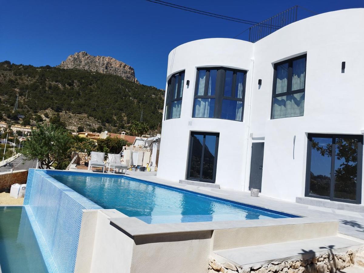 Modern Luxury Villa Paradise Кальпе Номер фото